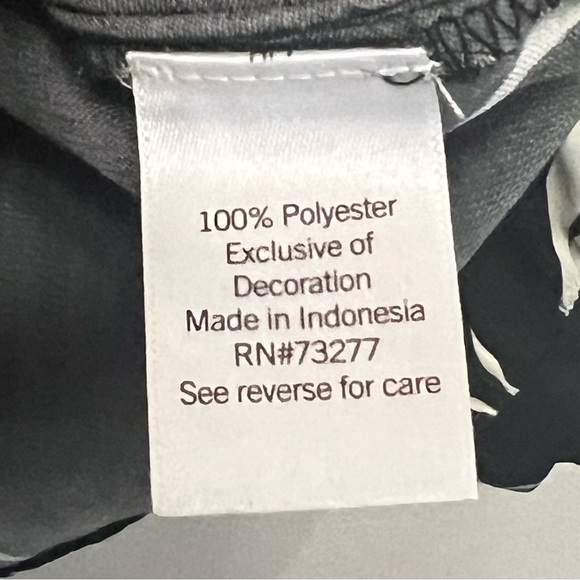 Nine West Womens XXL Black and White Swirl Blouse - Picture 4 of 5